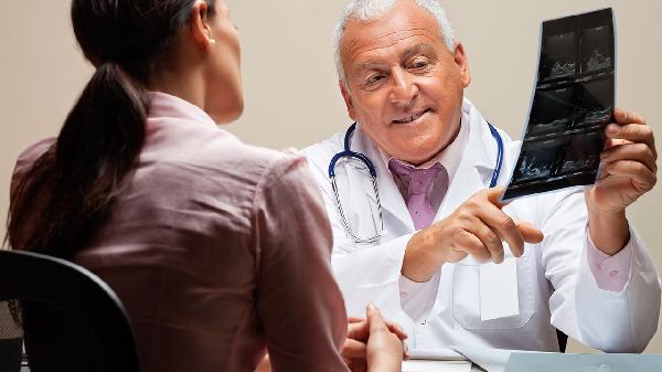 吃三个月乳癖消会得白血病吗